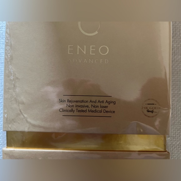 AVOLOGI ENEO ADVANCED Red Light Therapy Device - Picture 4 of 7